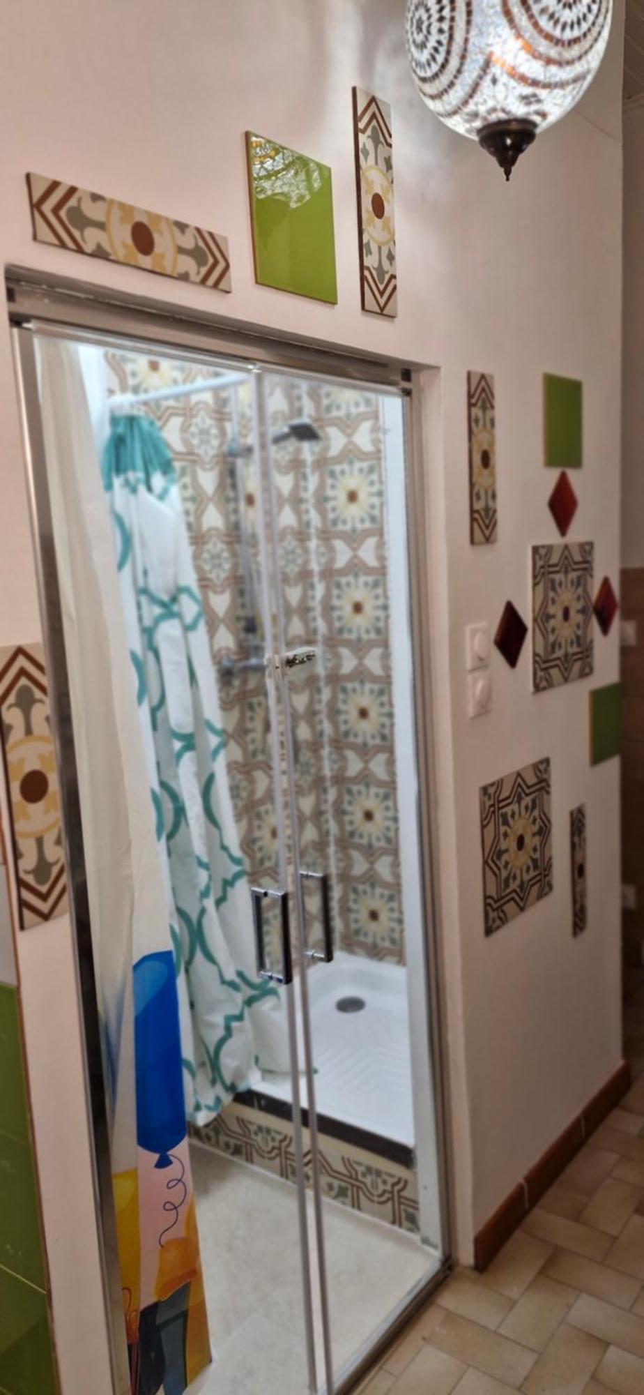 Bed And Breakfast Chez L'Habitant Marselha Quarto foto
